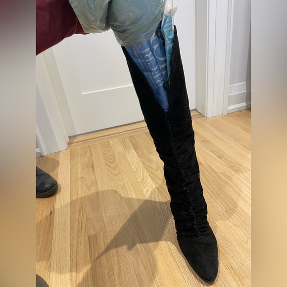 Black Dolce and Gabbana Boots - Picture 9 of 12